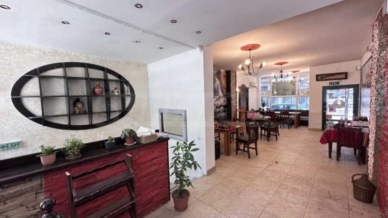 En venta  Bar; Cafetería Plovdiv , Karshiyaka , 425 metros cuadrados | 17925514 - imagen [5]