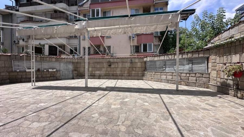 En venta  Bar; Cafetería Plovdiv , Karshiyaka , 425 metros cuadrados | 17925514 - imagen [8]