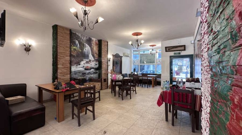 En venta  Bar; Cafetería Plovdiv , Karshiyaka , 425 metros cuadrados | 17925514 - imagen [3]