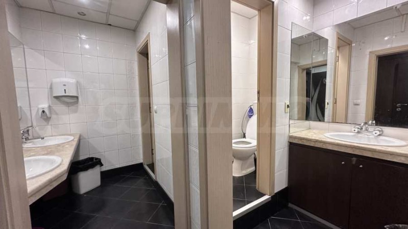 En venta  Bar; Cafetería Plovdiv , Karshiyaka , 425 metros cuadrados | 17925514 - imagen [7]