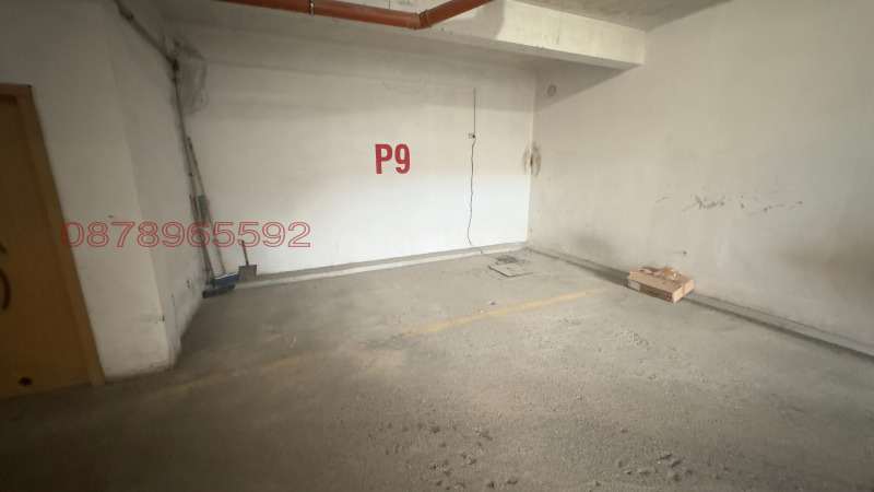 Продава ГАРАЖ, ПАРКОМЯСТО, гр. Кърджали, Възрожденци, снимка 9 - Гаражи и паркоместа - 52783893