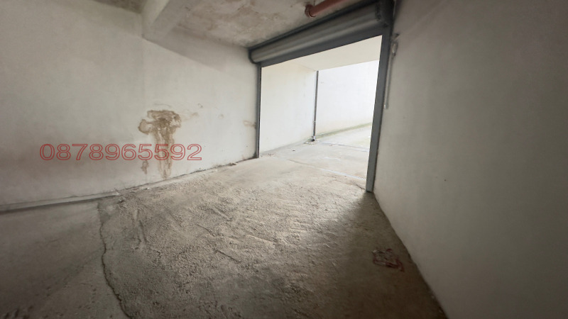 Продава ГАРАЖ, ПАРКОМЯСТО, гр. Кърджали, Възрожденци, снимка 7 - Гаражи и паркоместа - 52783893