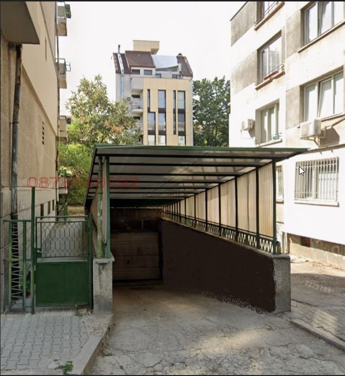 Продава ГАРАЖ, ПАРКОМЯСТО, гр. София, Оборище