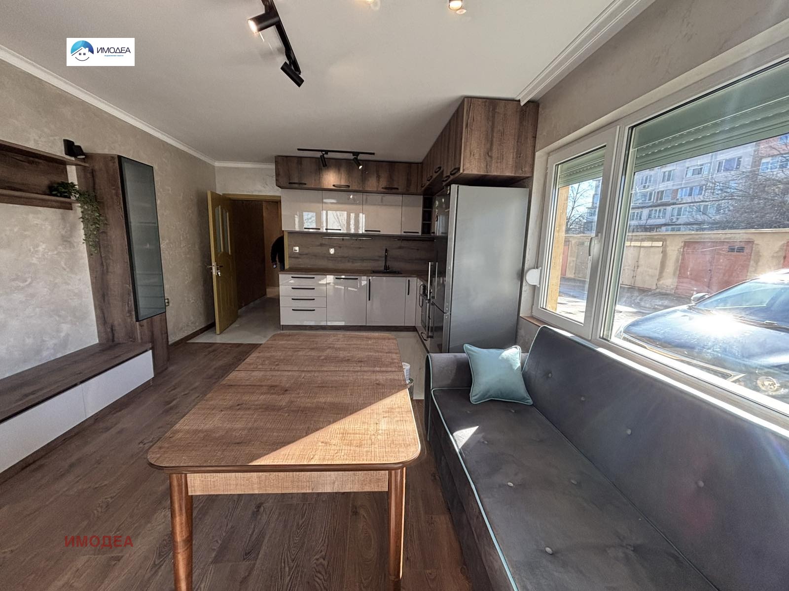 Продава 3-СТАЕН, гр. Велико Търново, Зона Б, снимка 2 - Апартаменти - 53255346