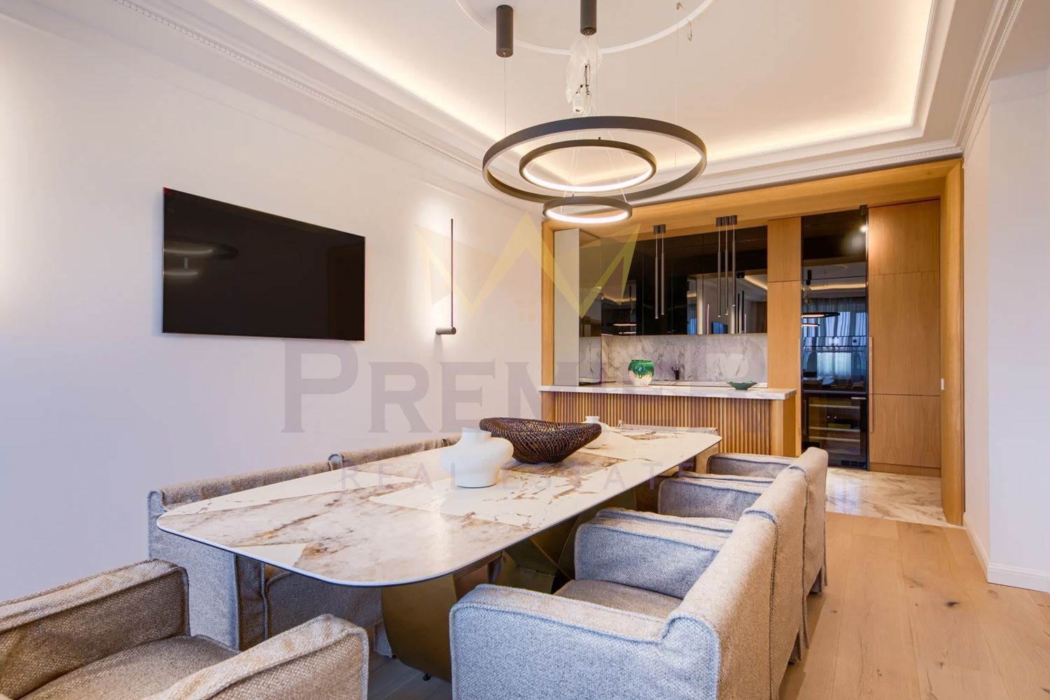 Продава МНОГОСТАЕН, гр. София, Център, снимка 3 - Апартаменти - 53691773