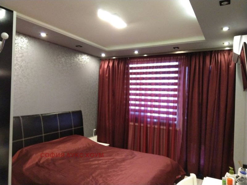 À venda  1 quarto Sofia , Tolstoi , 65 m² | 42458046