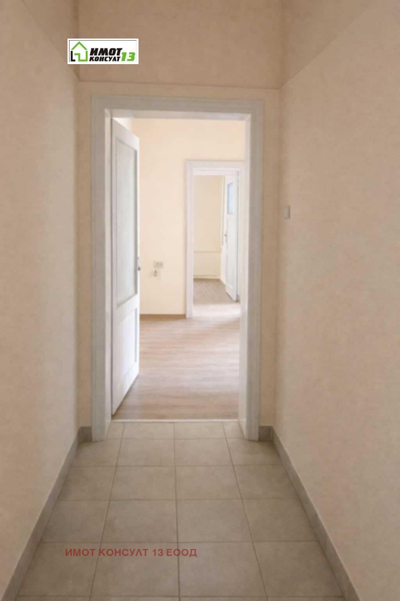 Продава 3-СТАЕН, гр. Плевен, Идеален център, снимка 9 - Апартаменти - 52926809