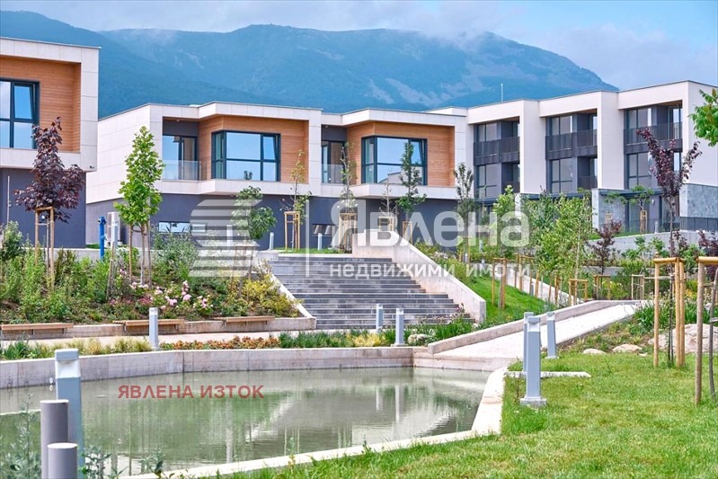 Na prodej  2 ložnice Sofia , v.z.Malinova dolina , 175 m2 | 58854167 - obraz [3]