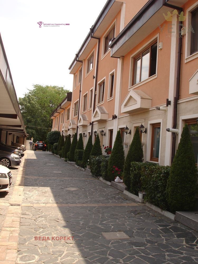 À venda  3 quartos Sofia , Bakston , 195 m² | 22563782 - imagem [2]