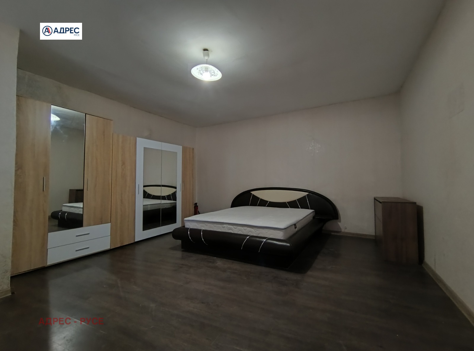 Продава КЪЩА, гр. Русе, Център, снимка 2 - Къщи - 50285790