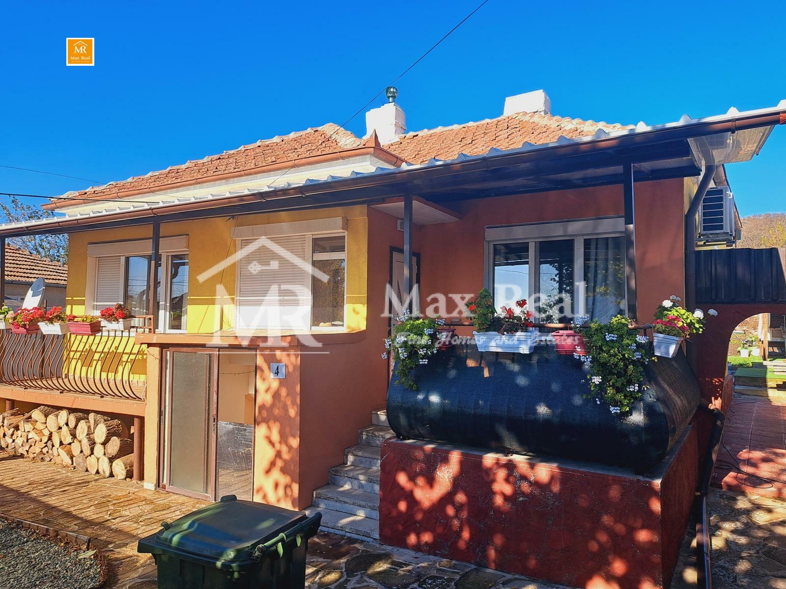 Продава КЪЩА, гр. Каблешково, област Бургас