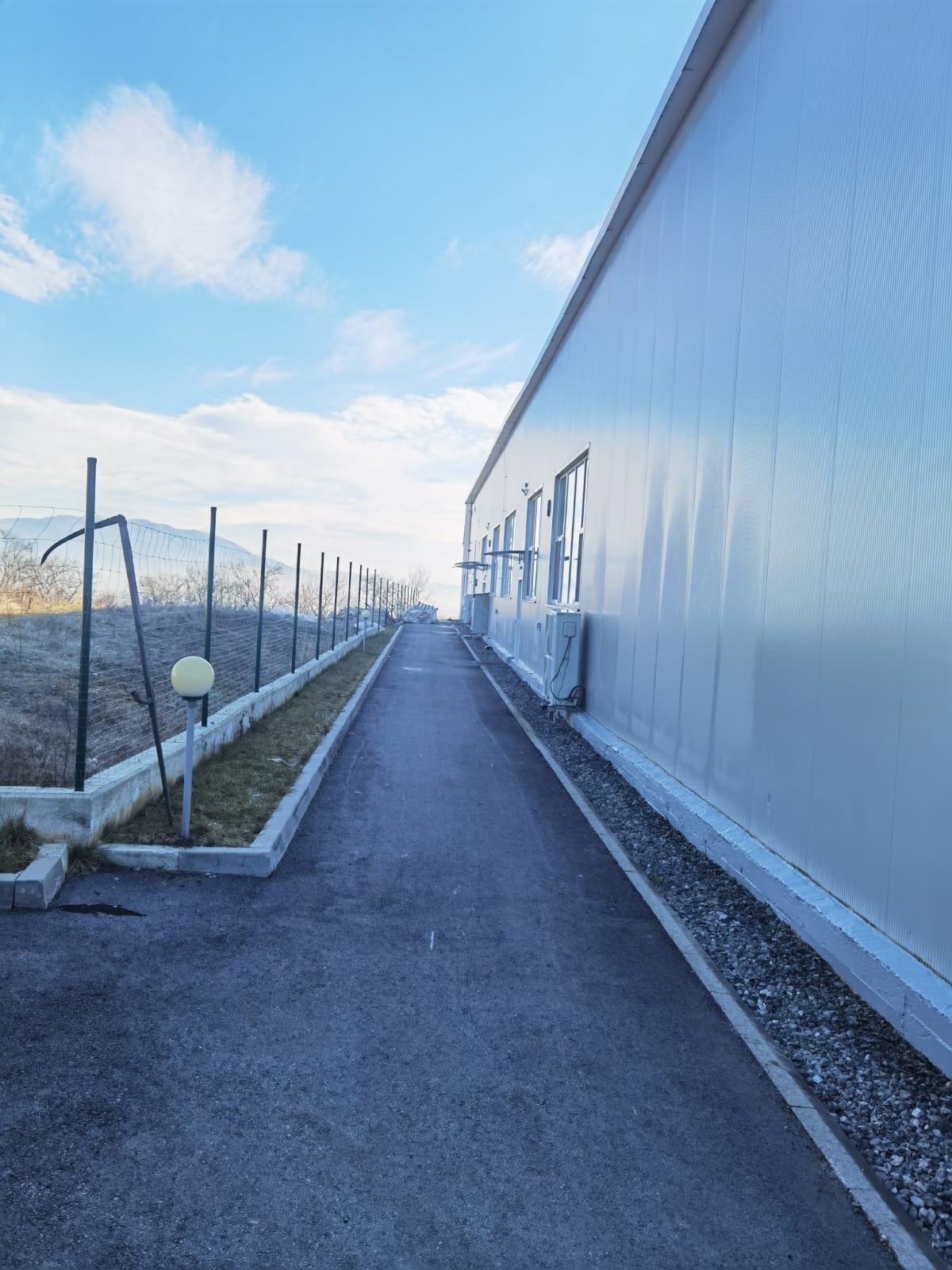 Продава ПРОМ. ПОМЕЩЕНИЕ | Imot.bg — изображение 4