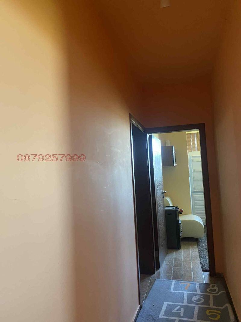 Myytävänä  1 makuuhuone Pernikin alue , Radomir , 74 neliömetriä | 38131766 - kuva [4]