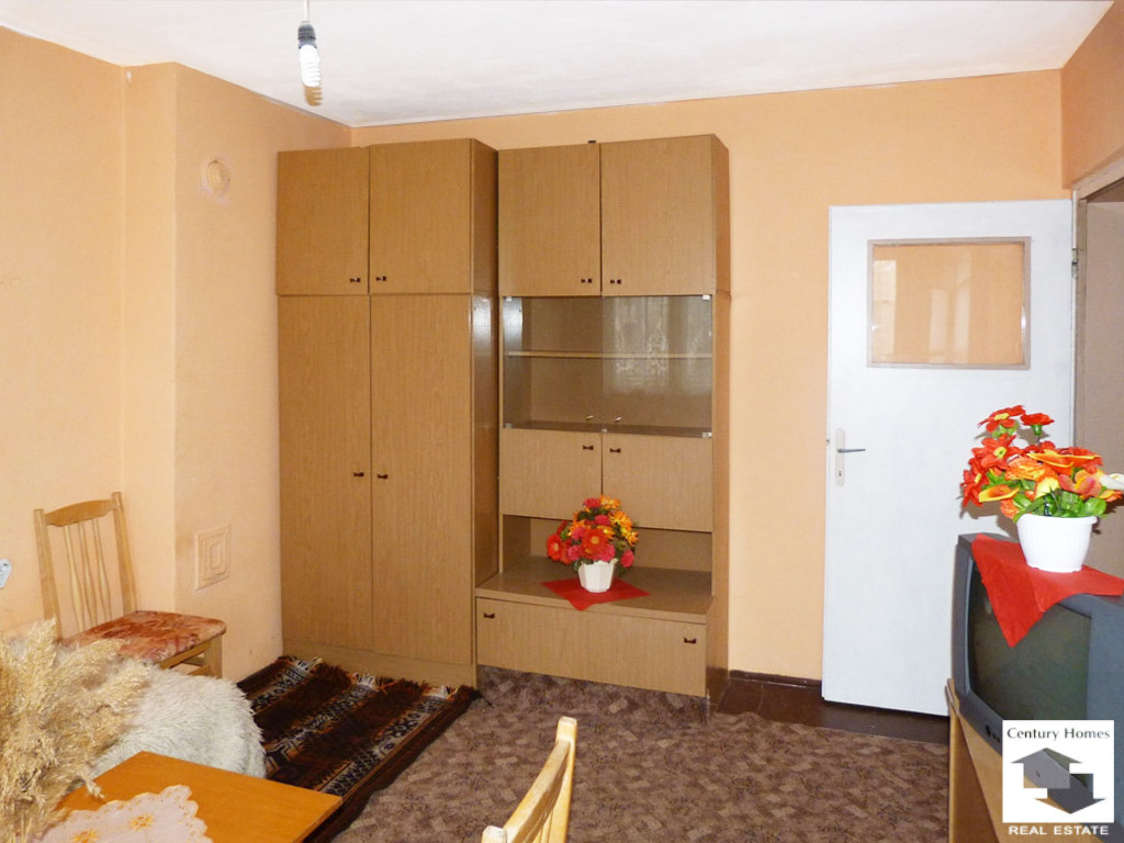 Продава 2-СТАЕН, гр. Велико Търново, Център, снимка 2 - Апартаменти - 55257072