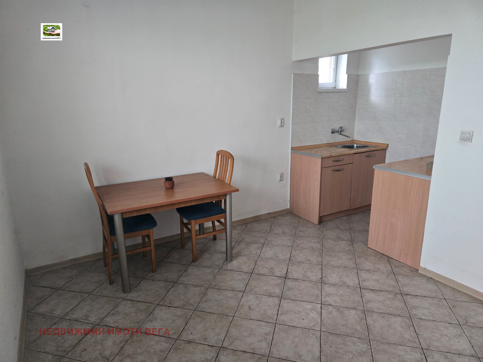Продава ЕТАЖ ОТ КЪЩА, гр. Велико Търново, Център, снимка 10 - Етаж от къща - 54815150