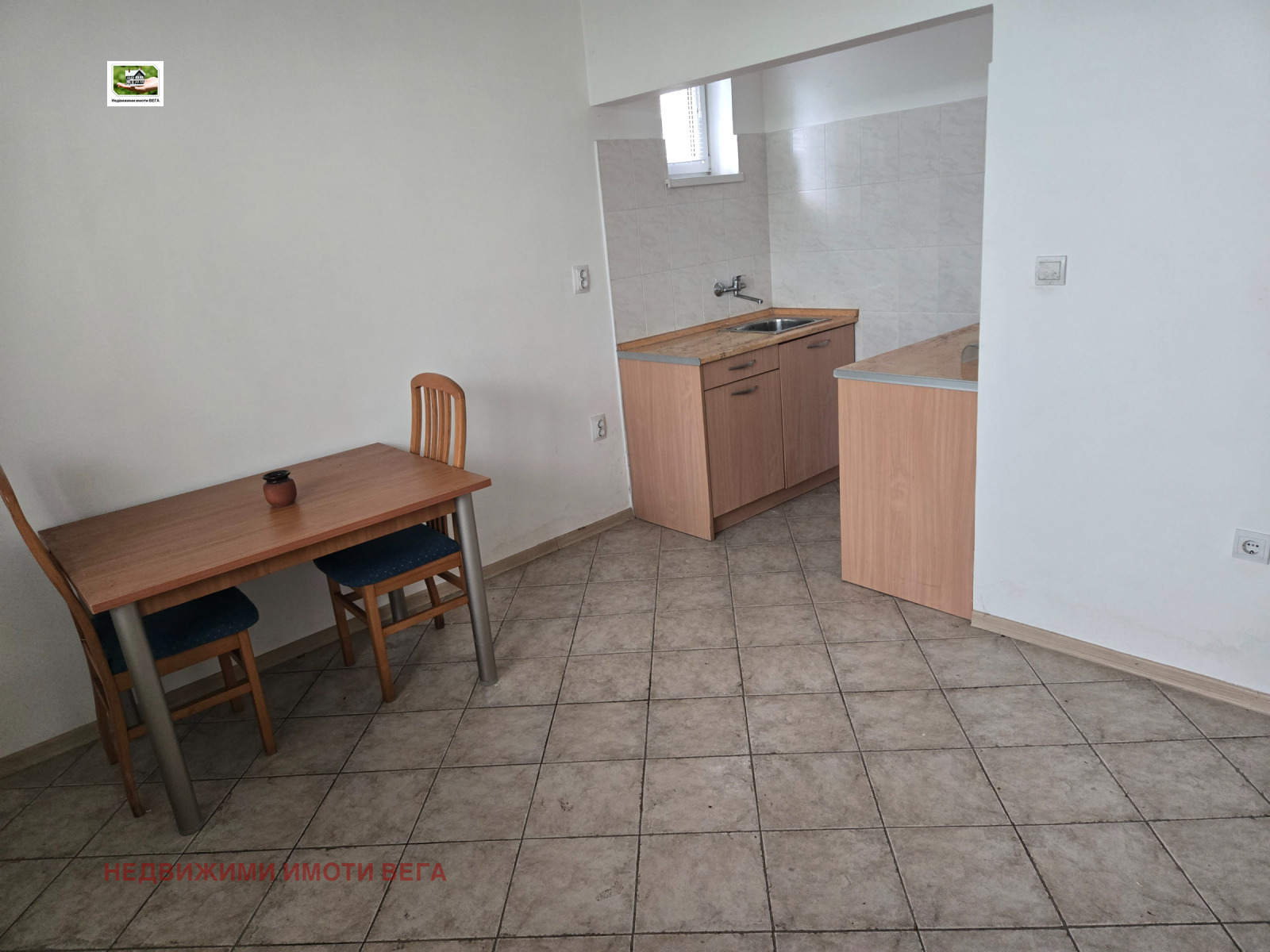 Продава ЕТАЖ ОТ КЪЩА, гр. Велико Търново, Център, снимка 11 - Етаж от къща - 54815150
