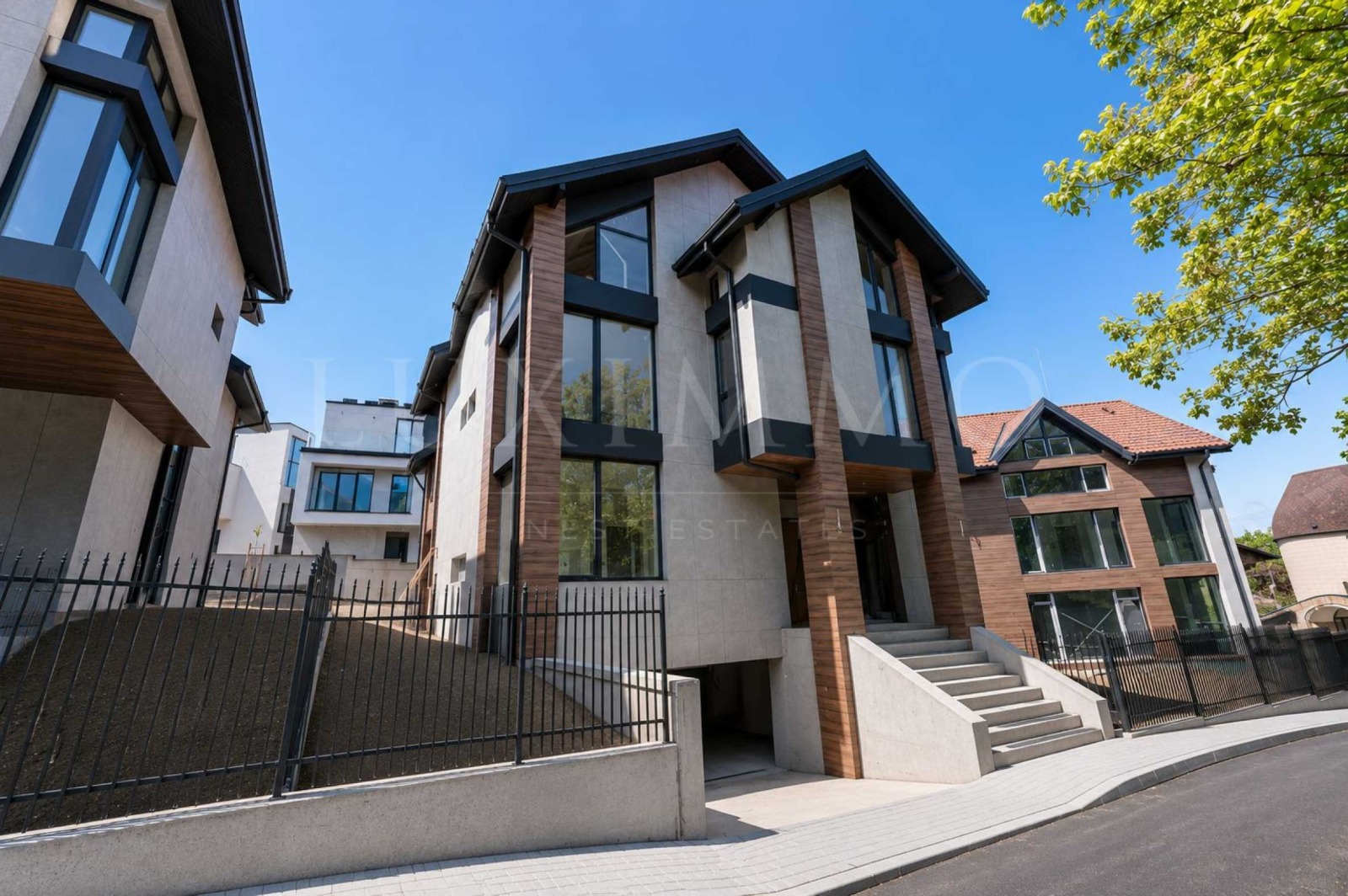 Продава КЪЩА, гр. София, Драгалевци, снимка 3 - Къщи - 54608148