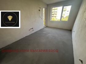 1 quarto Iujen, Plovdiv 2