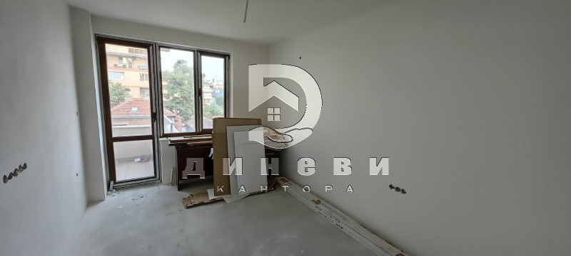 Продава 3-СТАЕН, гр. Стара Загора, Център, снимка 8 - Aпартаменти - 47141027