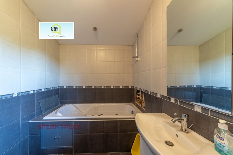 Продава КЪЩА, с. Болярци, област Варна, снимка 9 - Къщи - 52309507