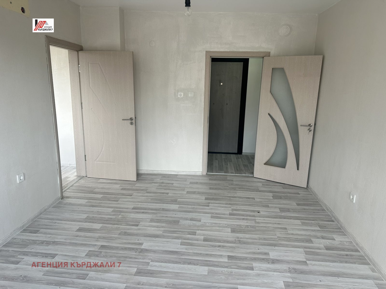 Продава 2-СТАЕН, гр. Кърджали, Възрожденци, снимка 3 - Апартаменти - 54118671