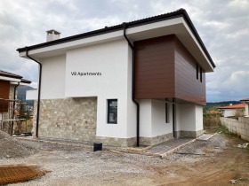 Maison Kladnitsa, région Pernik 2