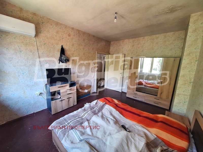 Продава 3-СТАЕН, гр. Бобов дол, област Кюстендил, снимка 2 - Апартаменти - 53269909