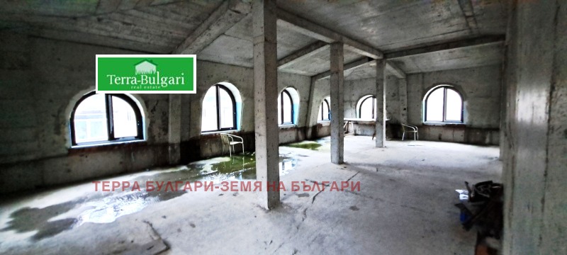 Продава КЪЩА, гр. Перник, Център, снимка 8 - Къщи - 48031695