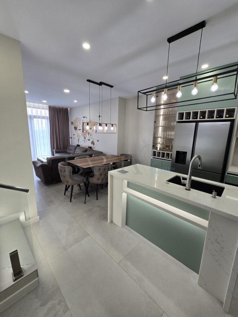 Продава КЪЩА, гр. Варна, м-т Боровец - юг, снимка 3 - Къщи - 52648820