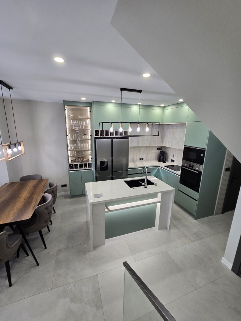 Продава КЪЩА, гр. Варна, м-т Боровец - юг, снимка 2 - Къщи - 52648820