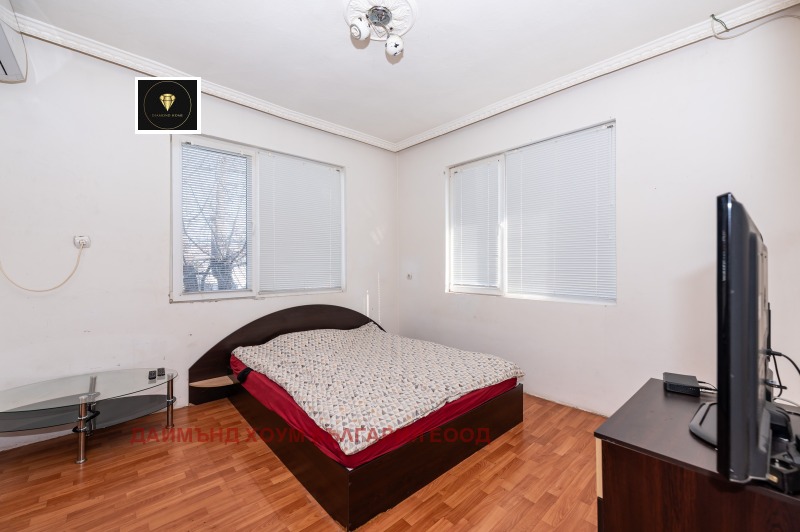 Продава КЪЩА, гр. Асеновград, област Пловдив, снимка 13 - Къщи - 53230629