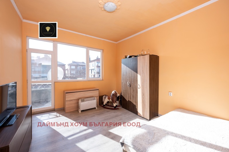 Продава КЪЩА, гр. Асеновград, област Пловдив, снимка 11 - Къщи - 53230629