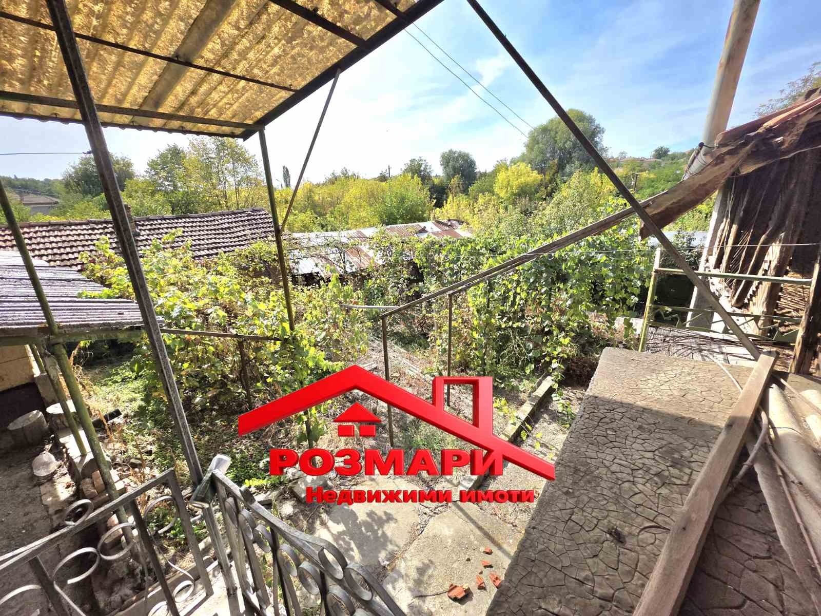 Продава КЪЩА, с. Тръстеник, област Русе