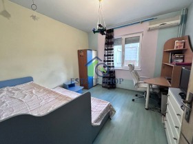 2 Schlafzimmer Kjutschuk Parisch, Plowdiw 9