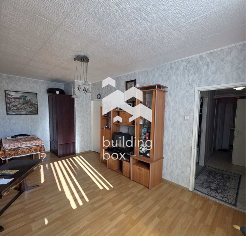 Продава  2-стаен град Пловдив , Тракия , 71 кв.м | 57839256
