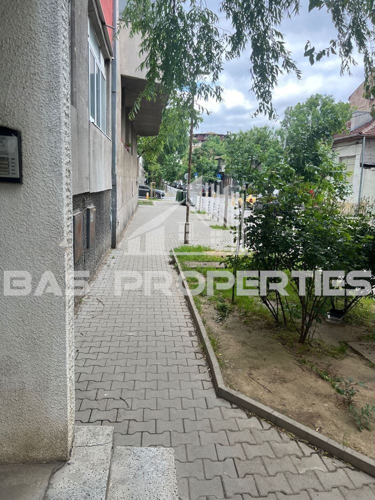 Продава 3-СТАЕН, гр. София, Света Троица, снимка 16 - Апартаменти - 54601835