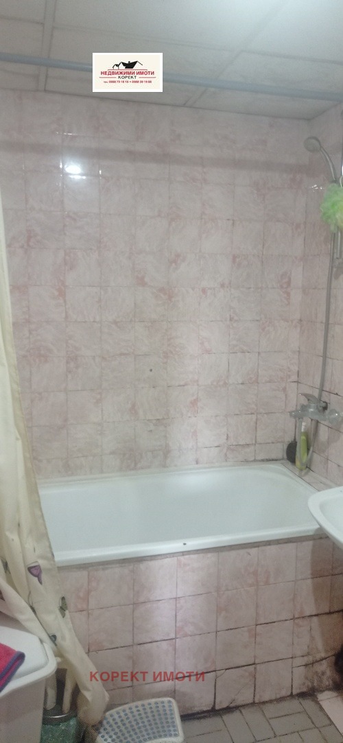 Продава 4-СТАЕН, гр. Шумен, Пазара, снимка 5 - Апартаменти - 56558618