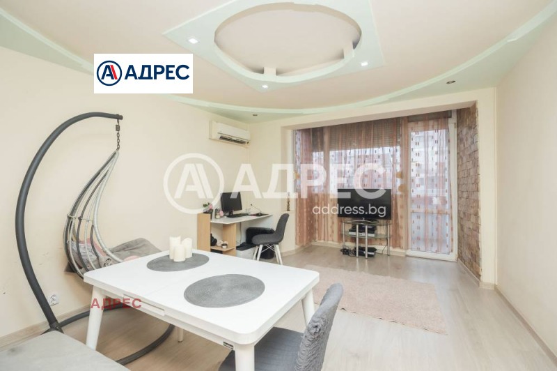 En venta  3+ dormitorios Varna , Zimno kino Trakiya , 92 metros cuadrados | 63915202