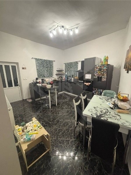 Продава КЪЩА, гр. Камено, област Бургас, снимка 3 - Къщи - 52608142