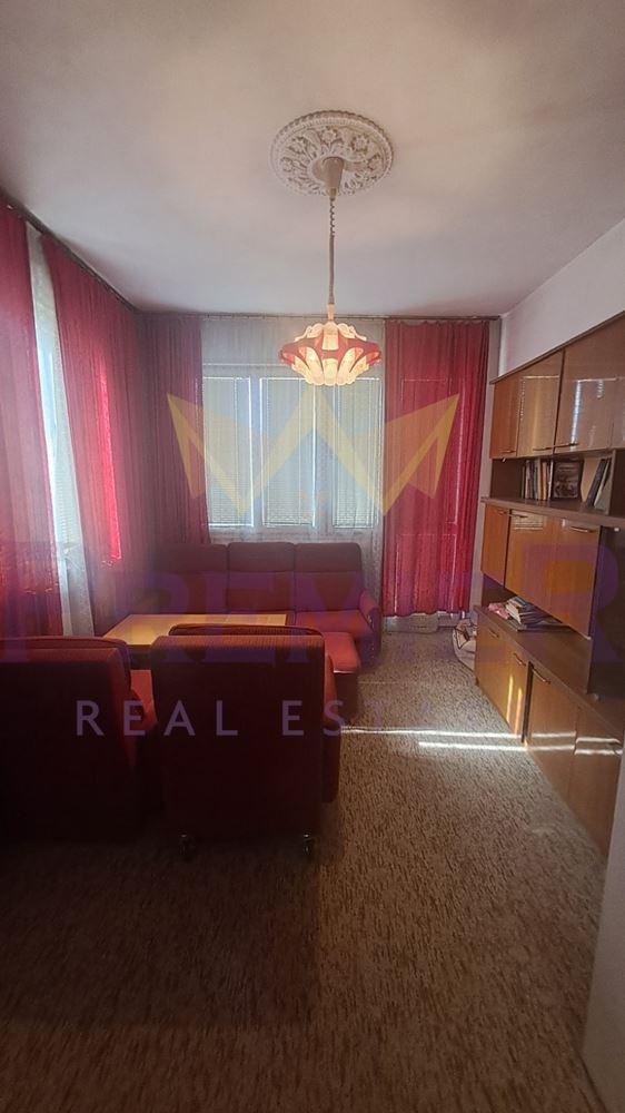 Продава КЪЩА, гр. Вълчи дол, област Варна, снимка 8 - Къщи - 56413547
