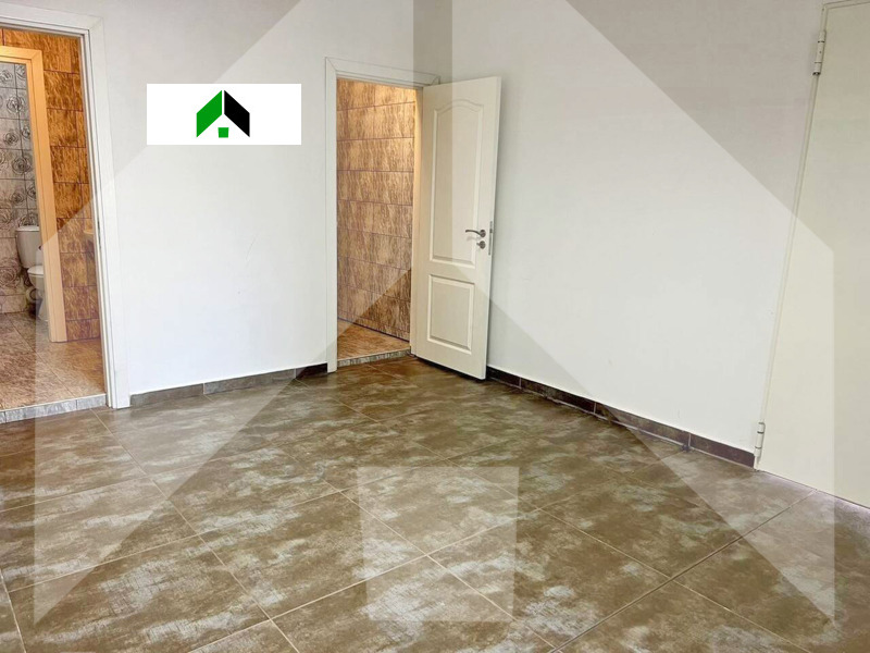 Продава МАГАЗИН, гр. Нови пазар, област Шумен, снимка 6 - Магазини - 52381964