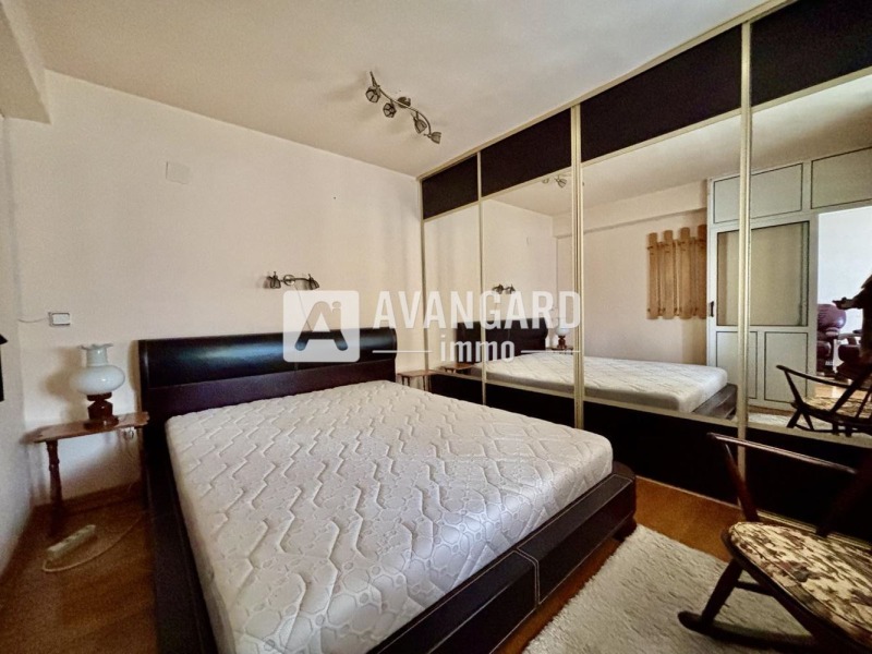 Продава 3-СТАЕН, гр. Варна, Окръжна болница-Генерали, снимка 10 - Апартаменти - 52641462