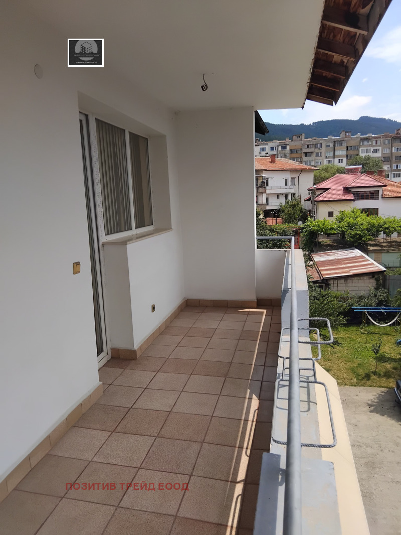Продава  4-стаен град Кюстендил , Център , 100 кв.м | 61077499 - изображение [3]