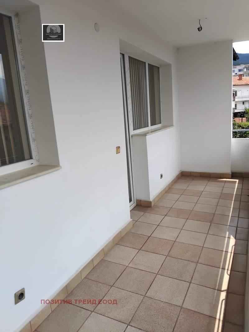 Продава  4-стаен град Кюстендил , Център , 100 кв.м | 61077499 - изображение [4]