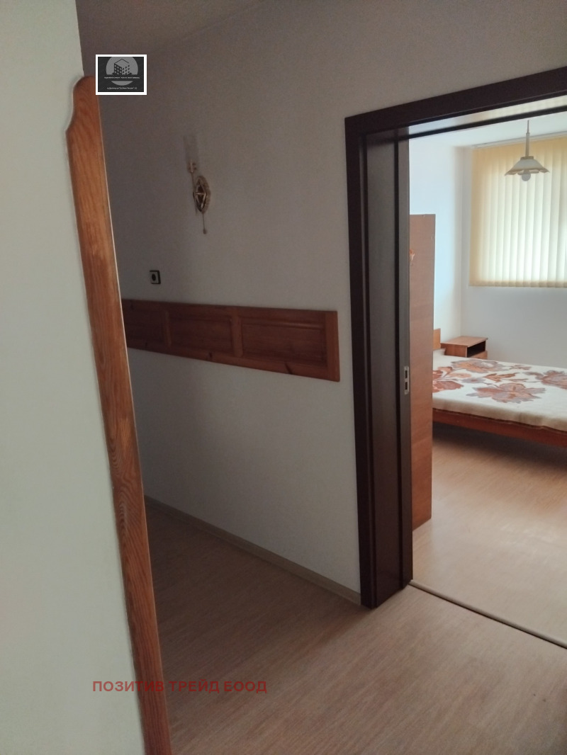 Продава  4-стаен град Кюстендил , Център , 100 кв.м | 61077499 - изображение [8]