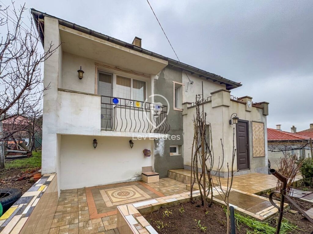 Продава КЪЩА, гр. Средец, област Бургас, снимка 2 - Къщи - 49179753
