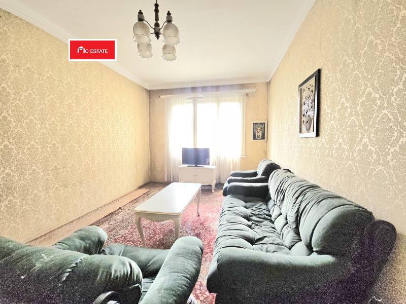 Продава 3-СТАЕН в град София, Център - 99 кв.м / 299 000 € » 584 793.17 лв., ЕМ СИ ЕСТЕЙТ