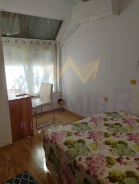 1 dormitor Lazur, Burgas