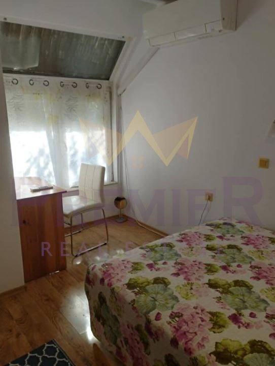 De vânzare  1 dormitor Burgas , Lazur , 54 mp | 47897913