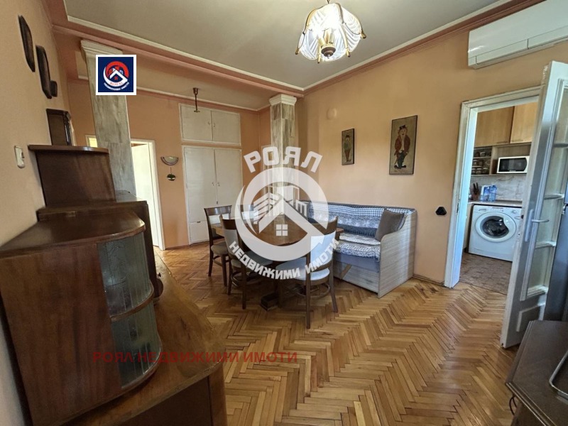Продава  3-стаен град Пловдив , Център , 96 кв.м | 85114419